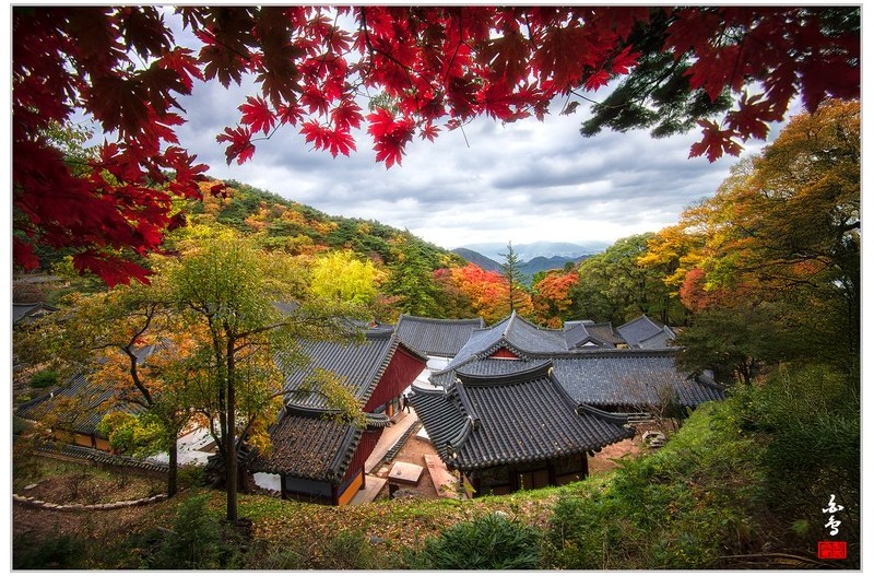 가을색 아름다운 사찰