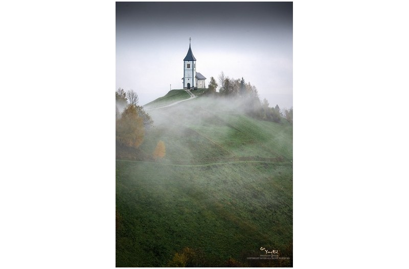 종소리가 아련히