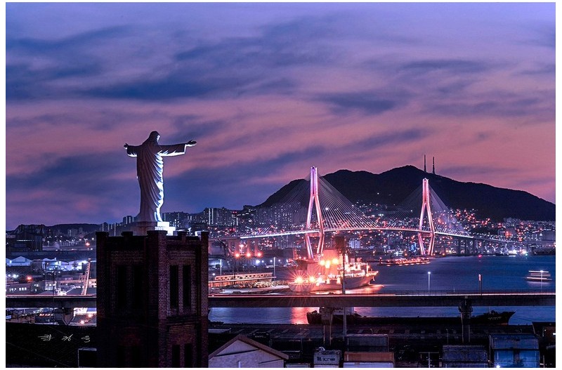 한국에 평화와 축복을.....