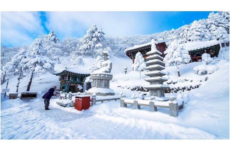 태백산 만경사 설경