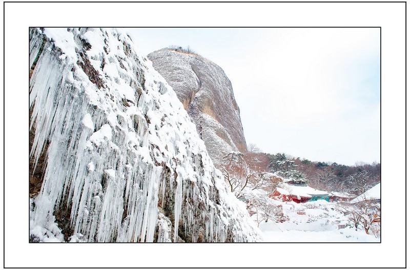 은수사의 겨울..