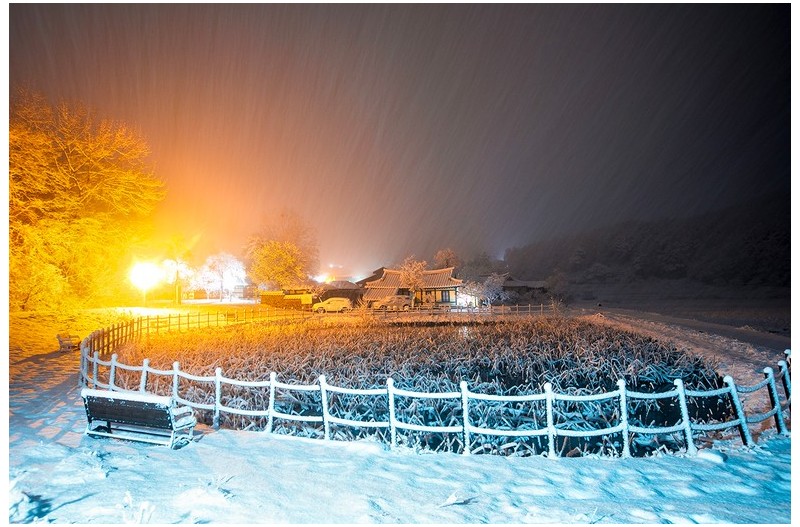 춘설 내린 왕곡 마을