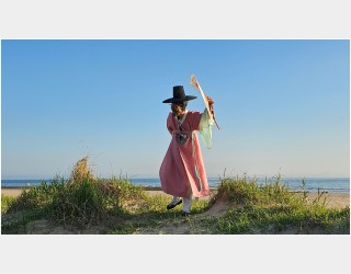 老 寫眞作家 의 (셀프사진) 찍는 모습