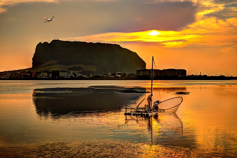 땟목 고기잡이(성산일출봉)