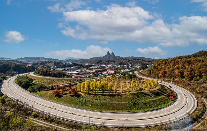 마이산을 바라보면서
