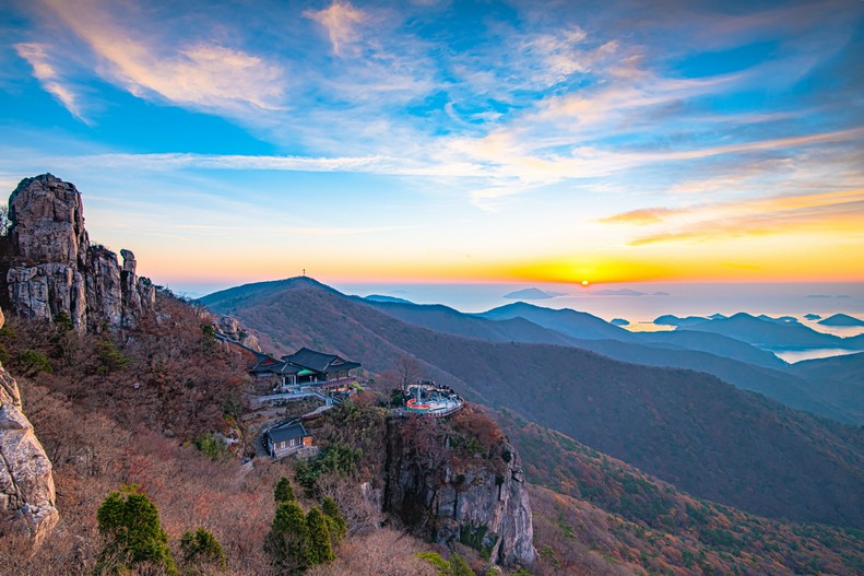 늦가을의 보리암